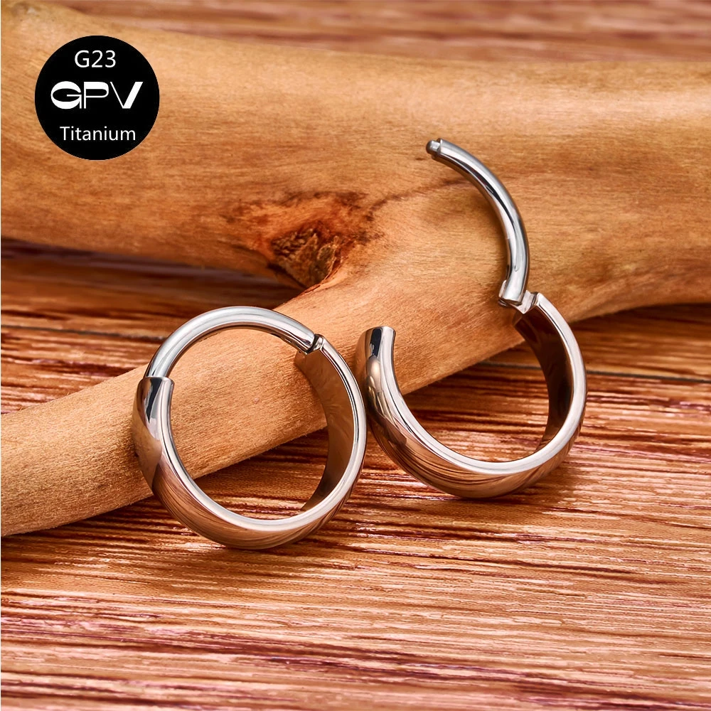G23 F136 Titan-Ohrringe, kalter Wind, konservierte Farbe, vakuumvergoldet, Herren- und Damen-Ohrringe, perforierter Schmuck – Detail 4