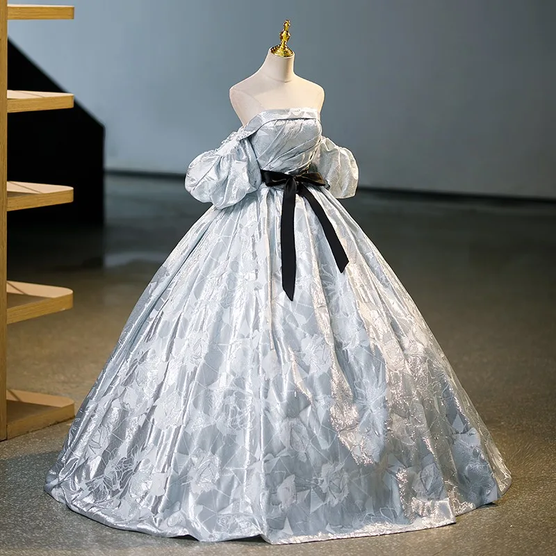 Vestidos de quinceañera sin tirantes clásicos, vestidos de baile de princesa de lujo simples con cinturón negro, manga desmontable, vestido de graduación hinchado