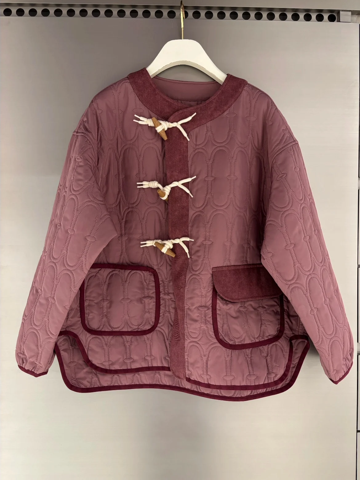 

HEIDD Arch Stitched round Ne Loose Cotton Jaet with Horn Buttons Commute Sle Polyester Fiber Long Sve Coat