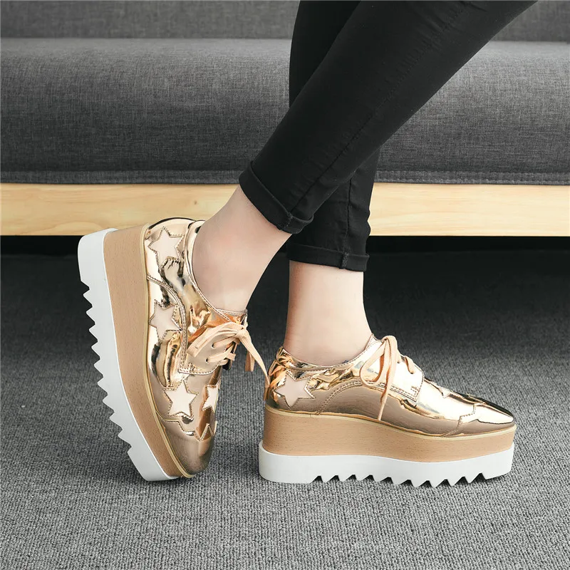 2022 Autumn Women Patent Leather Stars Flat Platform Casual Shoes Fashion Lace Up Brogue Shoes Footwear Chaussures Femme