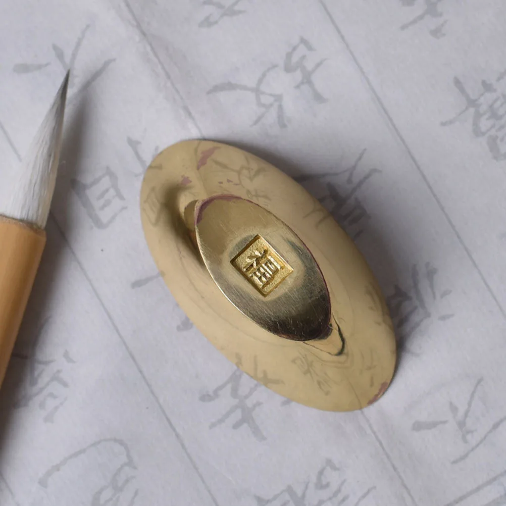 

1Pcs Gold Ingot Brush Pen Holder Brass Calligraphy Pen Rest Multifunctional Desktop Decoration Calligraphy Brush Rack