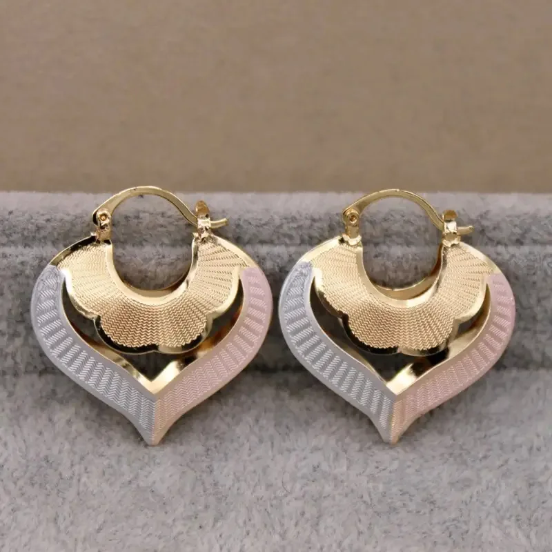 

HIBRIDE Multicolor Romantic Love Heart Earrings Womens Everyday Dress Accessories Jewelry Fits Holiday Wedding Prom Gifts E328
