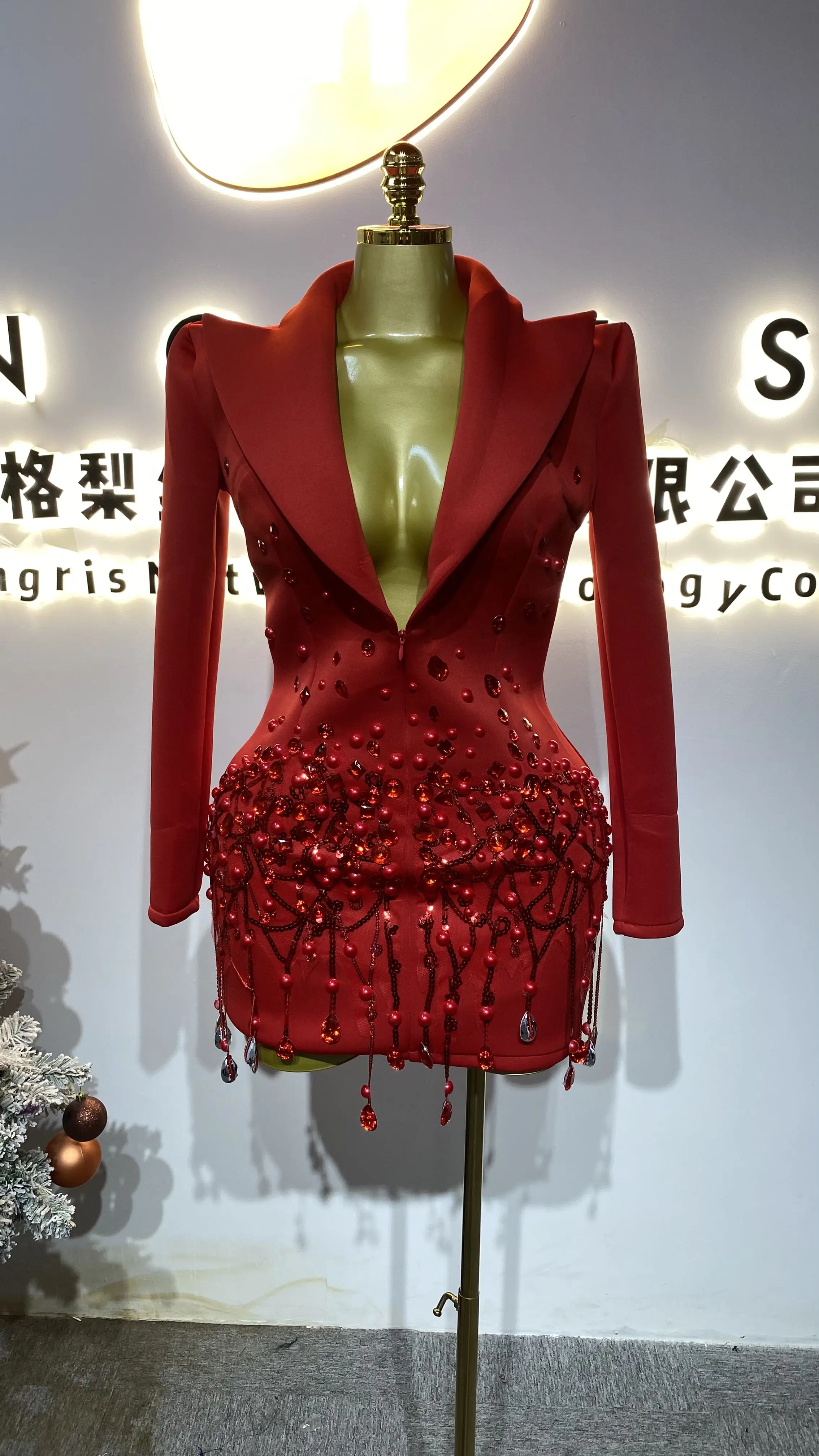 

New women's V-neck long-sleeved rhinestone sexy tight-fitting short dress for stage singers' performances-GZXX323