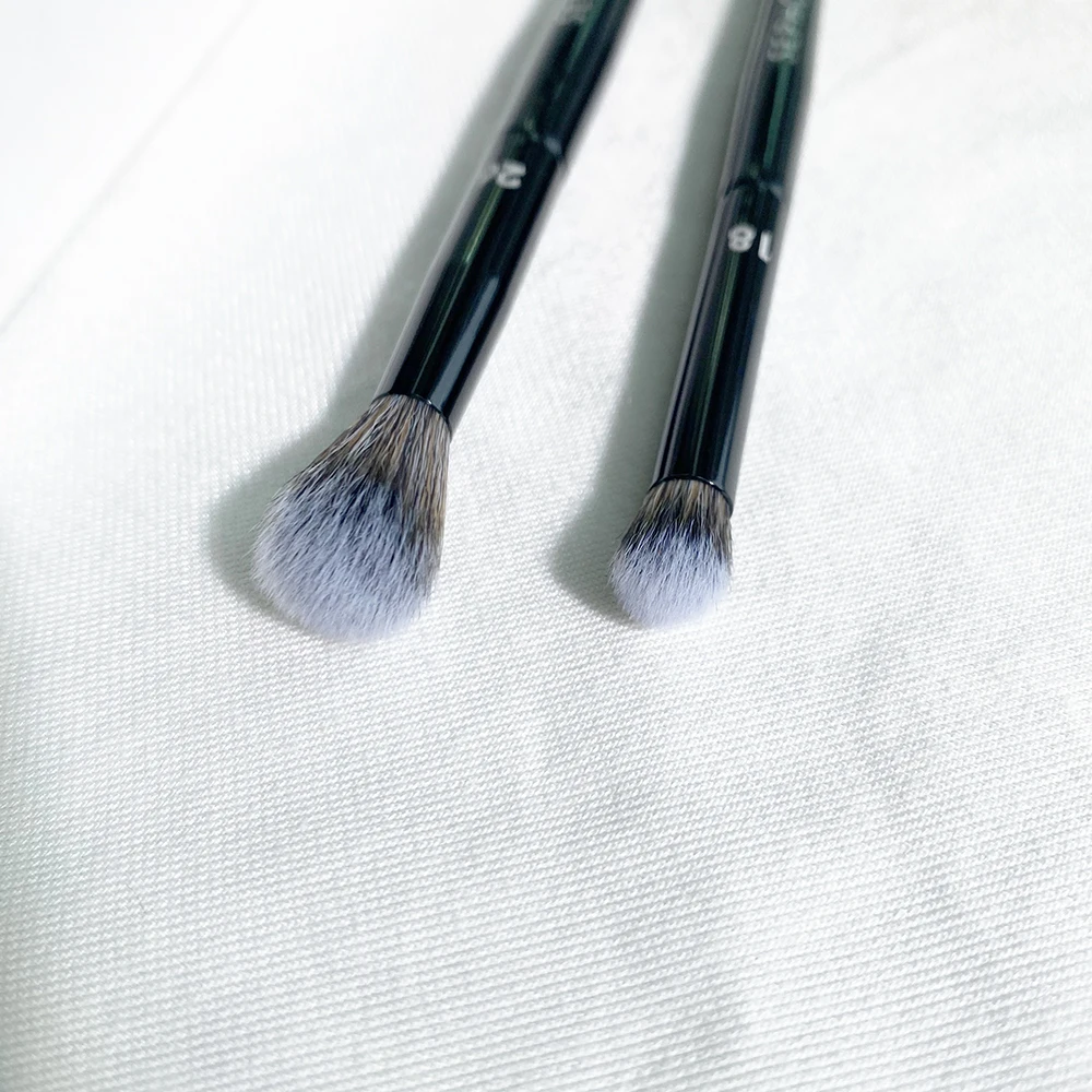 PRO Black Eye Crease #26 & Shadow Makeup Brushes #18 - High quality Soft synthetic Blending Cosmetics Beauty Brush Tools