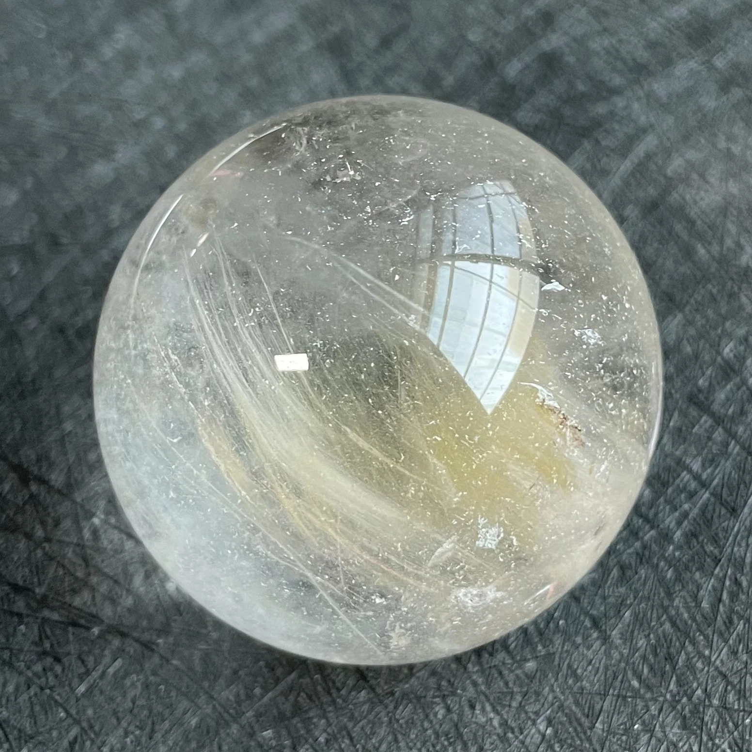 

132g Natural Stone Quartz Rutilated Sphere Rabbit Hair Rainbow Crystal Ball Rock Decoration Rough Polished Healing W24