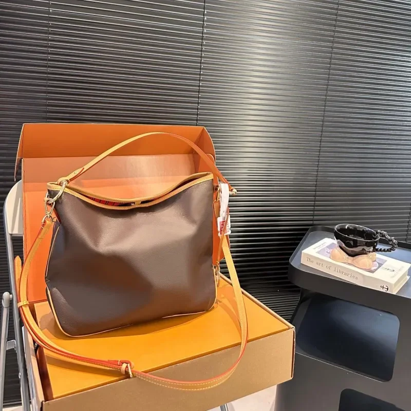 

Дизайнерские сумки-тоуты для женщин, вместительные кожаные сумки-хобо, клатчи, сумки через плечо, мессенджеры.