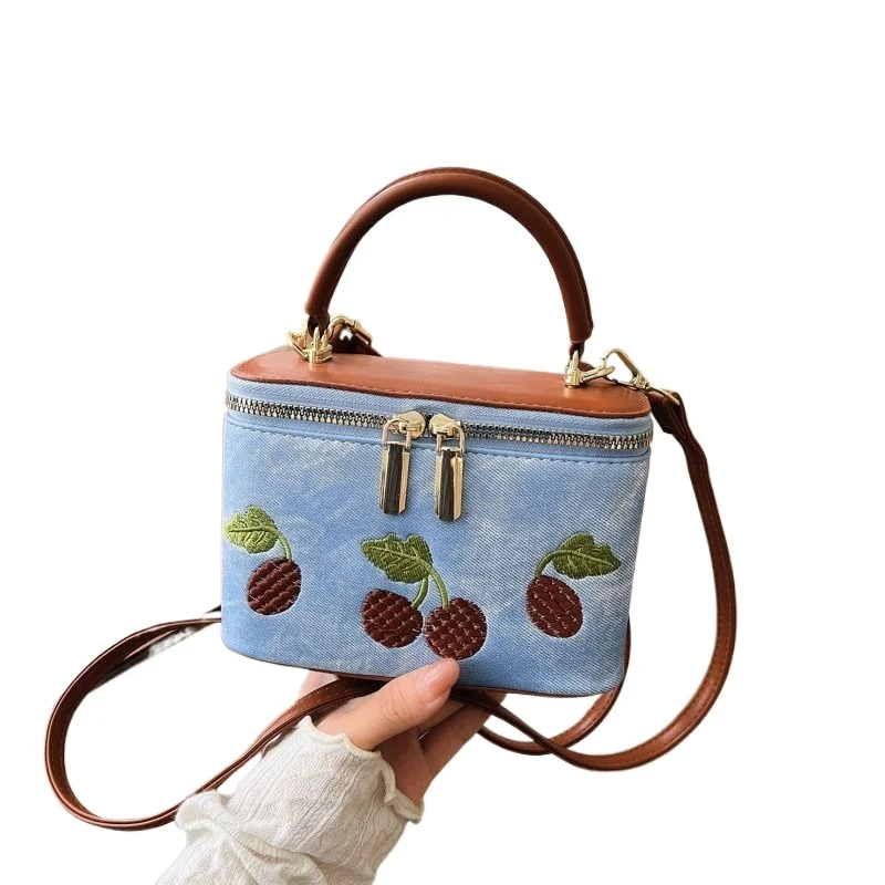 

Casual Portable Denim Women's Bag 2026 Summer New Embroidered Shoulder Oblique Span Small Fresh Bag Temperament Commute Handbags