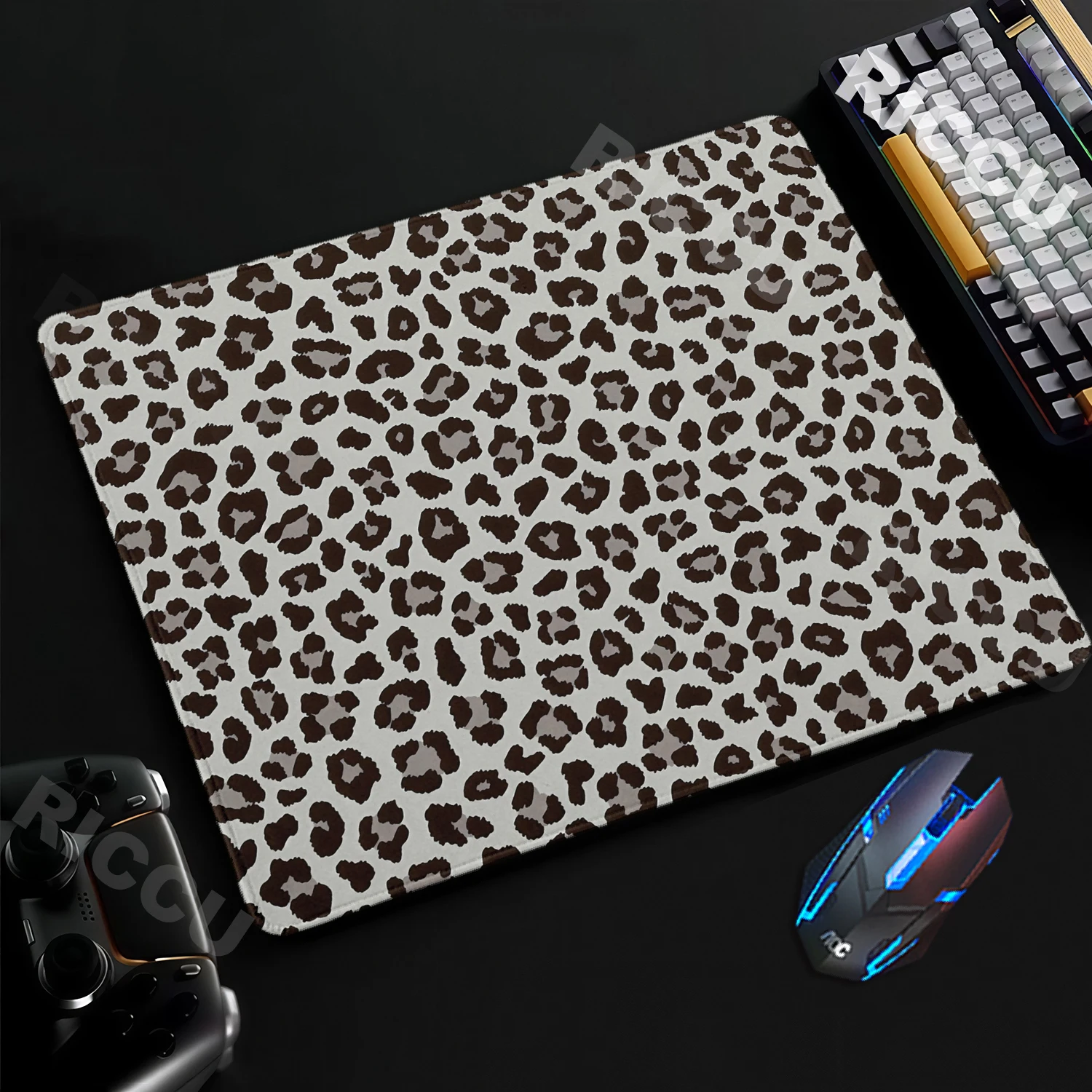 Graues Leopardenmuster-Design Kawaii Quadratische Mauspads Gamer-Zubehör Tischunterlage Rutschfeste PC-Mechanische Tastatur Laptop LockEdge Teppich