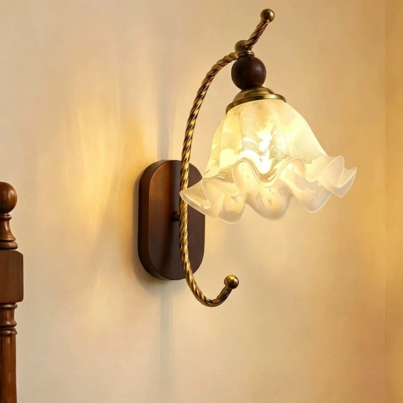 American Style Retro Solid Wood Wall Lamp Background Living Room Aisle Bedside Bedroom Cream Sense of Scope Petal Shaped Lightin