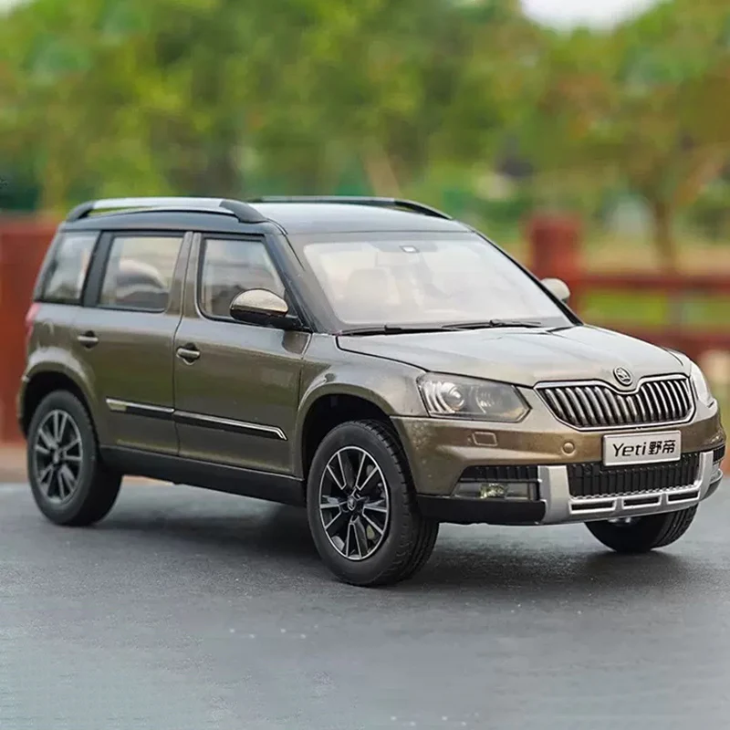 

1:18 Scale Skoda YETI SUV Off-road Vehicle Simulation Alloy Car Model Diecast Toy Collectible Ornaments