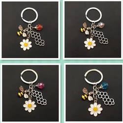 Cute Keychain Bee Honeycomb Heart Flower Key Ring Garden Key Chains Souvenir Gifts For Women Men Handbag Accessorie Jewelry
