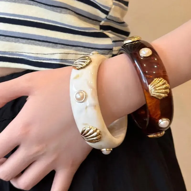 البوهيمي قذيفة الراتنج أساور للنساء هندسية غلو خمر أساور مجوهرات موضة أنيقة الاكريليك الأساور