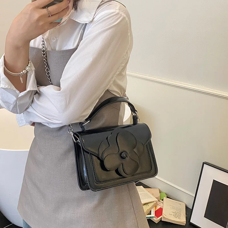 ハンドヘルド小さなスクエアバッグクロスボディバッグ女性のためのショルダーバッグフラワー甘いかわいい財布とハンドバッグデザイナーバッグ Сумка Женская