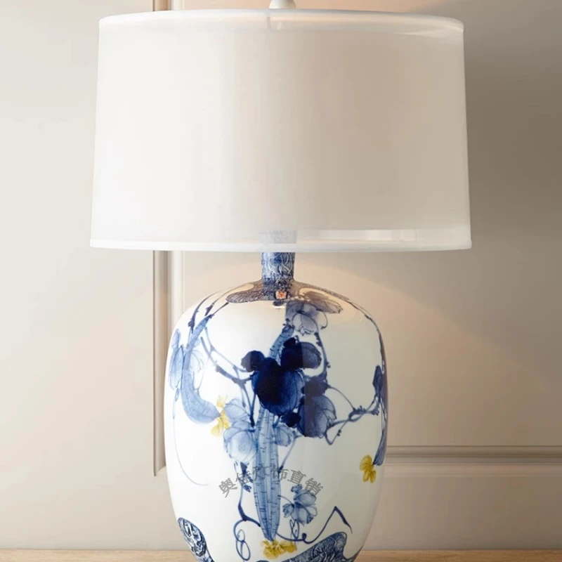 

American Minimalist Bedsides Floor Lamps New Chinese Hand-painted Porcelain Table Desk Lights Bedroom Living Room Ceramic Base