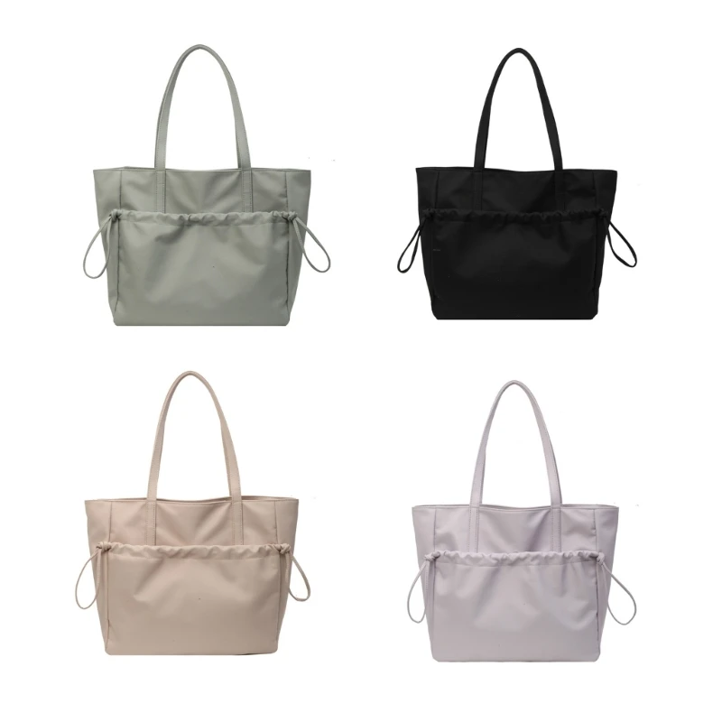 Bolso hombro que muestra tu estilo mientras satisface necesidades diarias.