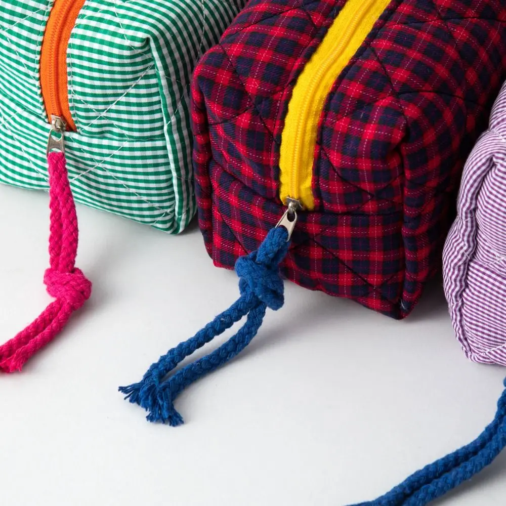 Multi-Purpose Quilted Plaid Makeup Bag Zipper Design Large Capacity Toiletry Bag Makeup Pouch Women Girls