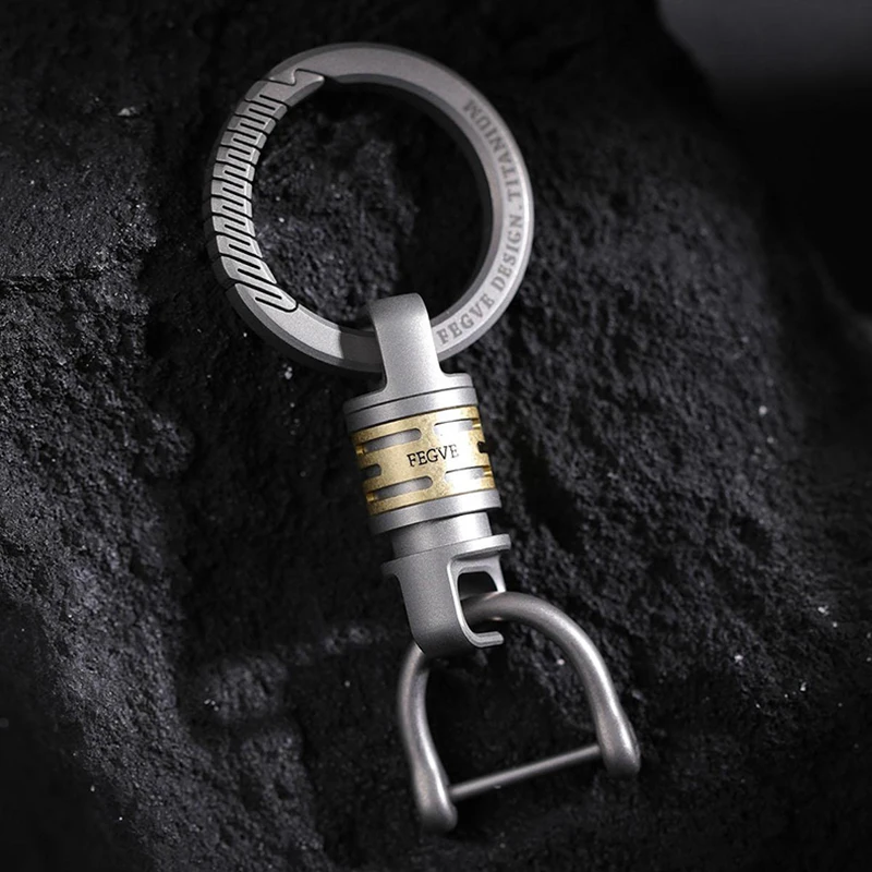 Titanium Inlaid Copper Quick Release Keychain Multifunctional Outdoor/EDC Tool Men's Universal Car Keychain