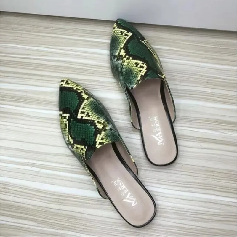 Musim panas baru Mules wanita sepatu tunggal ular bermotif wanita flat serbaguna sandal Zapatos wanita sandal 33-43 sepatu untuk wanita