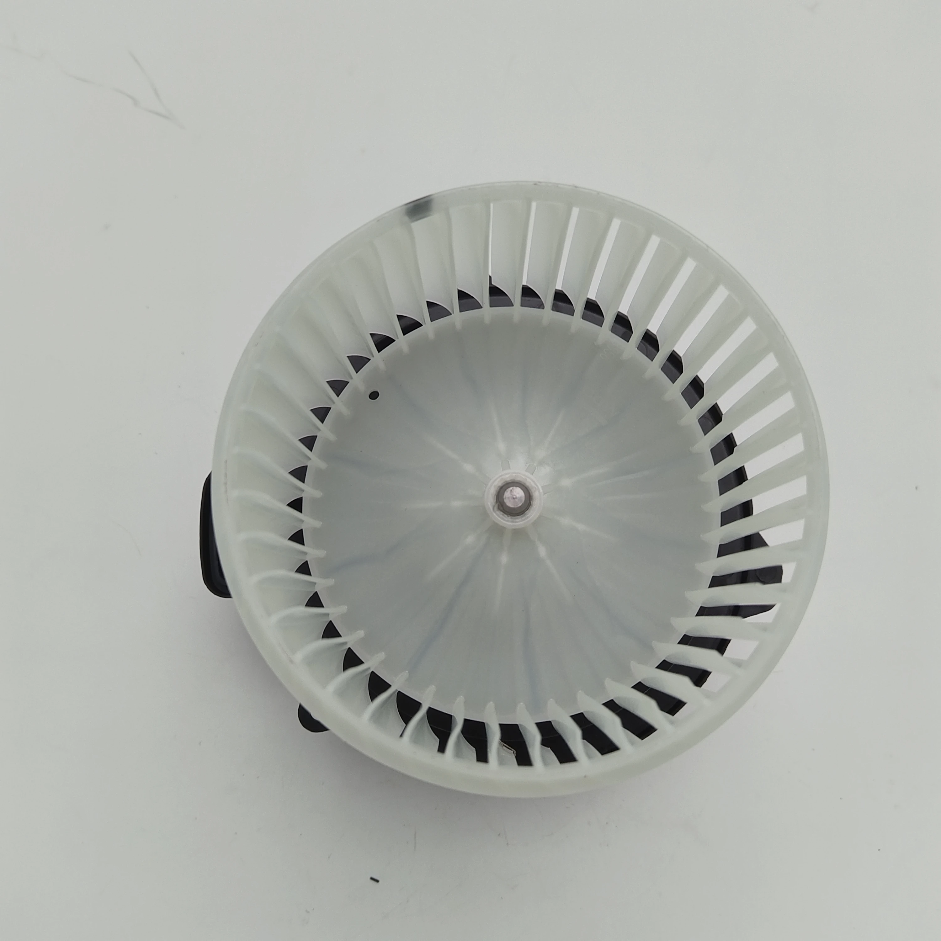 Left-Hand Drive Blower Motor Suitable for RENAULT CLIO MK5 19-21 OE：DT116360 DT116360-5380 DT116243 272104788R