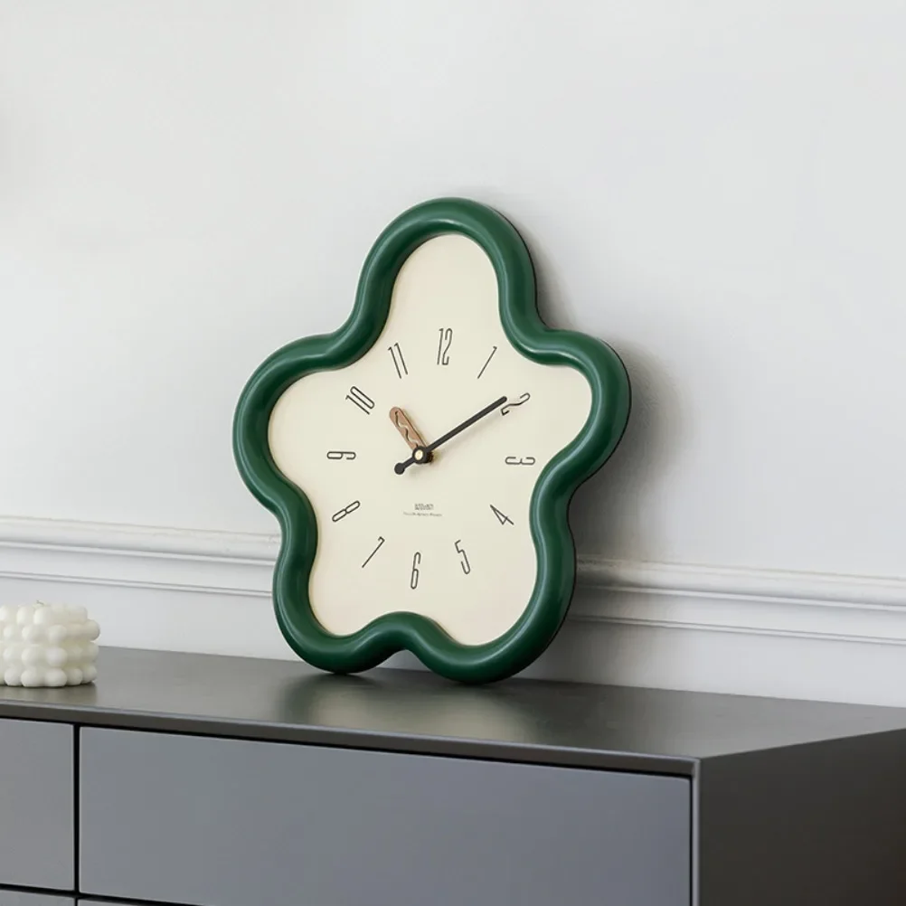 Cream Style Living Room Wall Clock Minimalist Digital Clock Restaurant Creative Swinging Digital Wall Clock Home Decoration