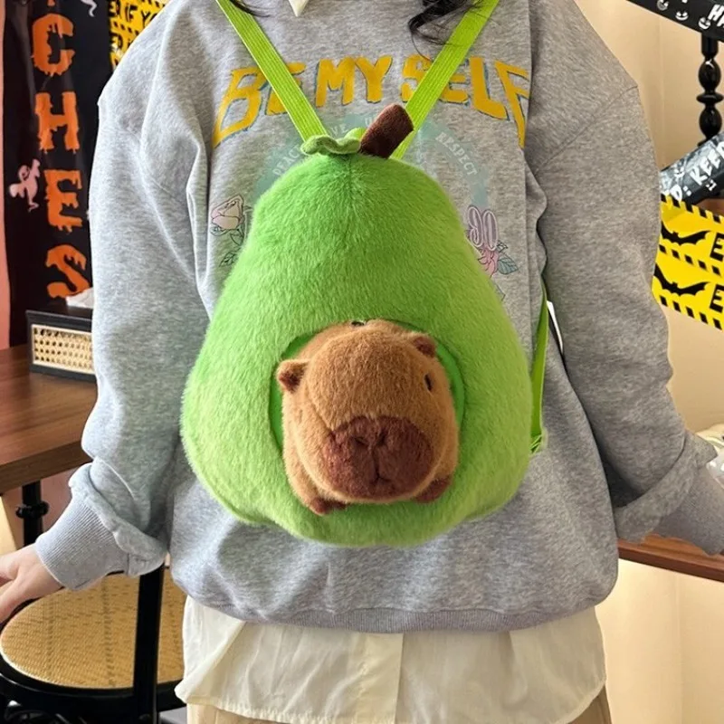 Urocza Kapibara w Plecaku Awokado, Kreskówkowa Kapibara Pluszowa, Kreatywna Pluszowa Zabawka, Torba na Owoce, Puszysta Poduszka, Prezent Urodzinowy