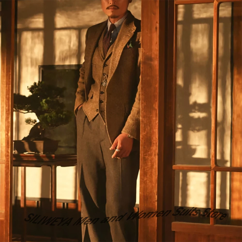 

Vintage Herringbone Men's Suits 3Piece Set Retro British Style Single Button Peaked Lapel Blazer Formal Business Wedding Costume