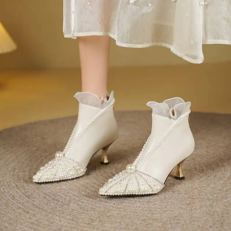 Pointed Toe Pearl Embellished Lace Ankle Boots Women Ruffle Hollow Mesh Kitten Heel Bridal Wedding Elegant Dress Shoes F112