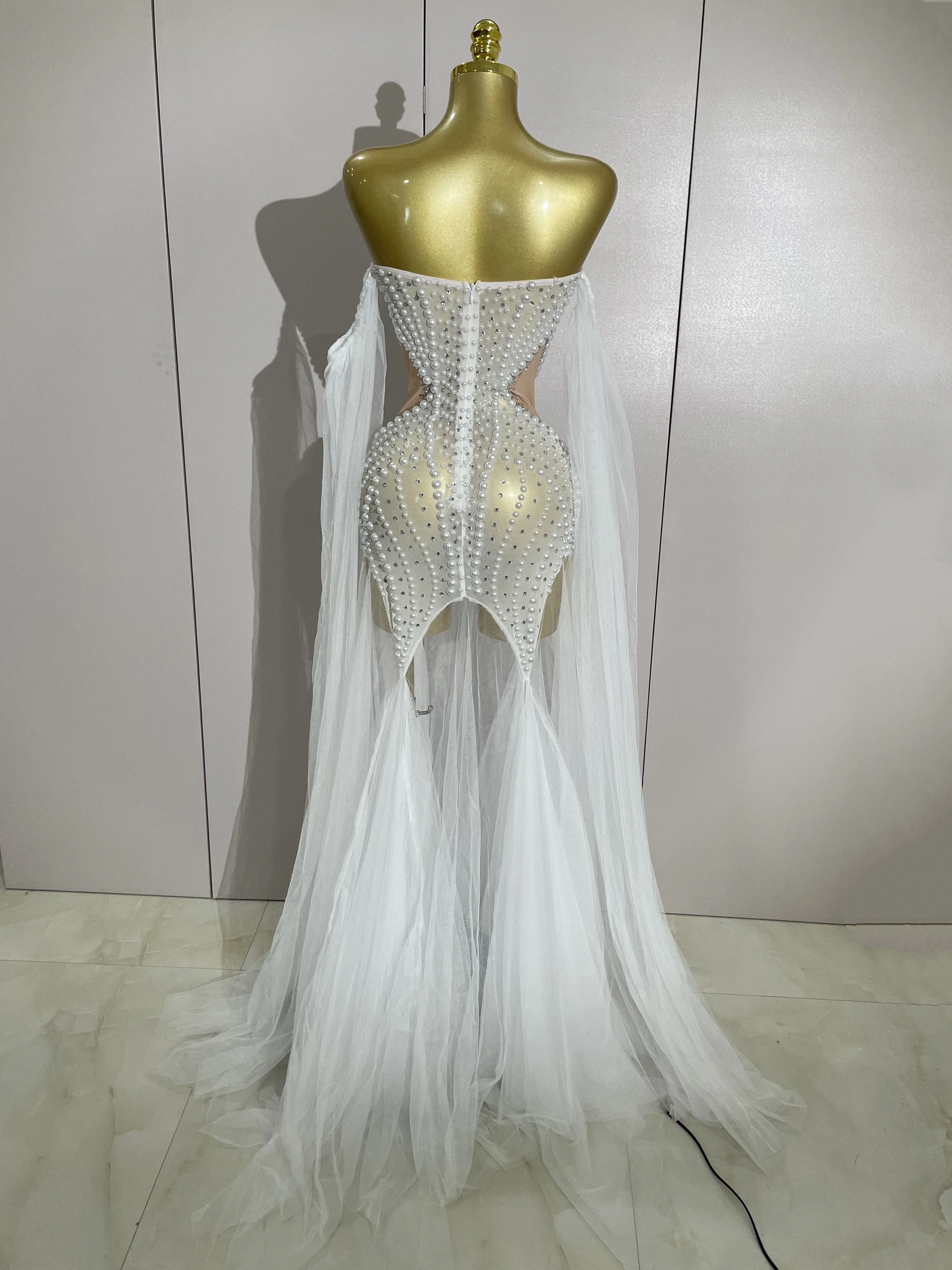Elegant Sparkly Rhinestone White Pearl Sexy Strapless Mesh Long Dress Wedding Guest Gowns Luxury Birthday Evening Party Dress