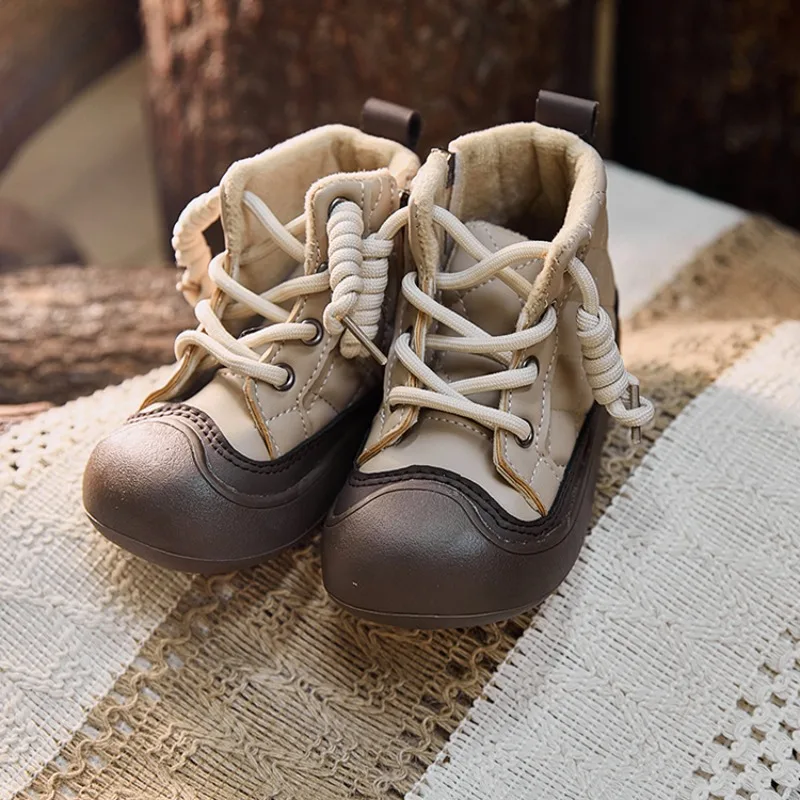

2025 Autumn Winter New Children's Snow Boots Boys' Soft Soled Comfortable Casual Shoes Girls' High Top Fashionable Board Shoes