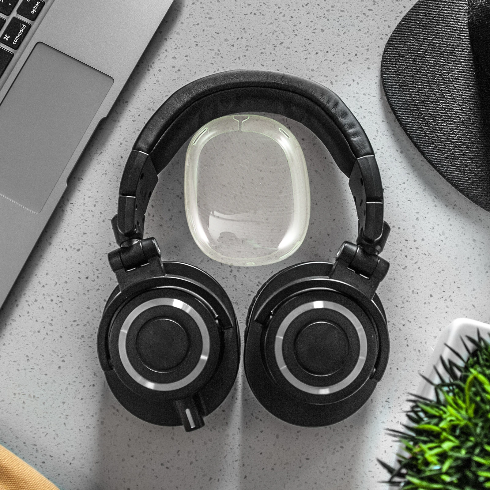 

1Pair Tpu Headphone Cover Exquisite Workmanship Durable Sturdy Long-Lasting Use Comfortable Fit Splash Resistant Design Easy