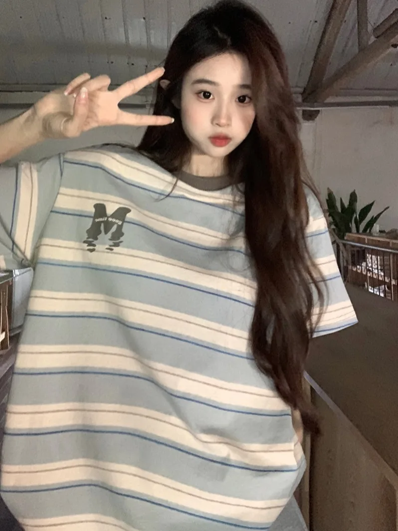 

Short sleeved T-shirt 2024 summer printed loose and trendy front shoulder contrasting round neck top Korean women's clothing