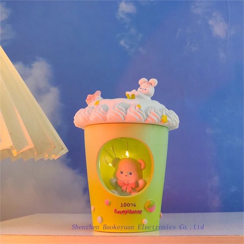 

Creative, practical, meaningful, hot model, exquisite sisters, cute student ornaments, desk lamp and night light