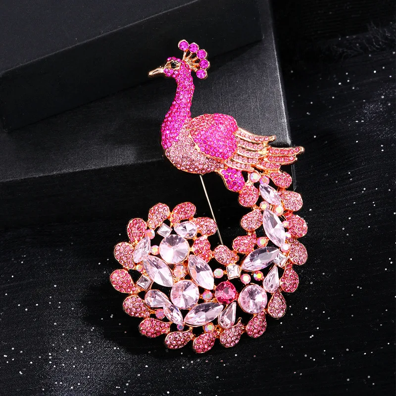 Luxury Large Peacock Feather Brooch Temperament New Rhinestone Pin Vintage Elegance Banquet Wedding Corsage Coat Shawl Buckle view 4