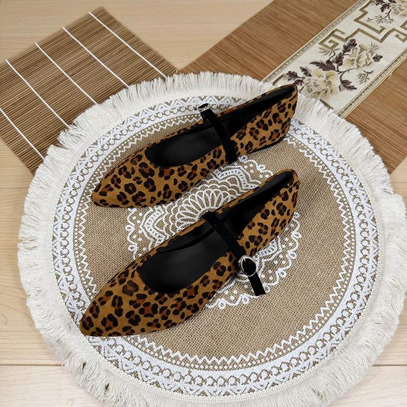

2025 г. Новые туфли Мэри Джейн в европейском и американском стиле с леопардовым принтом и острым носком в стиле ретро для женщин, женские туфли на плоской подошве