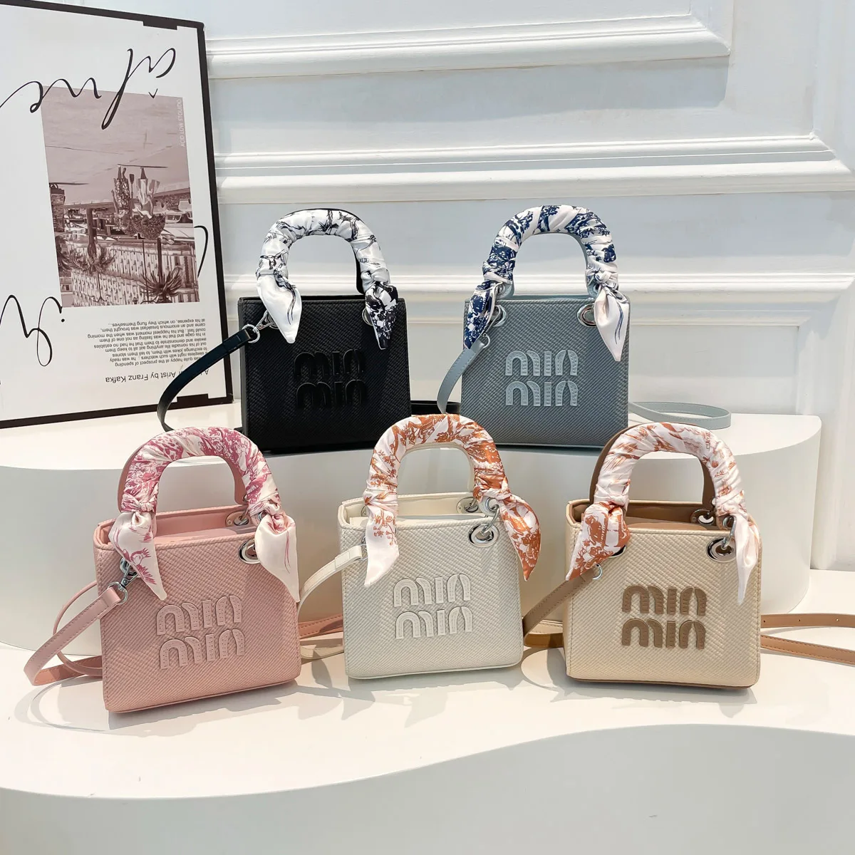 

2025 Scarf Strap Shoulder Bag, Chic Crossbody Purse for Women, Versatile Day-to-Night Tote, Minimalist Sling Bag, Textured Top