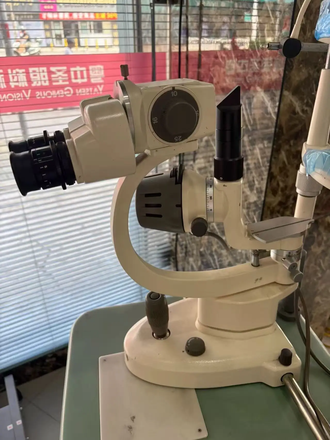 

Dental Square Surveyor - Model Analyzer with Observation Platform for Oral Prosthetics & Precision Grinding​