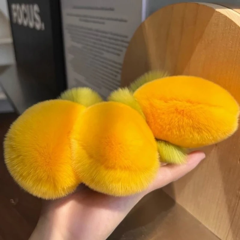 Cute Sweet Mango Real Rex Rabbit Fur portachiavi peluche Ball Toy borsa da donna ornamenti di fascino portachiavi per auto anello in metallo ciondolo regalo per ragazze