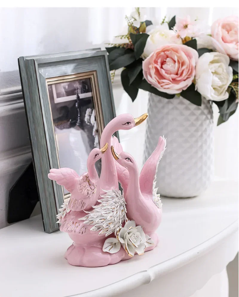 Ceramic Swan Family of Three and Four Wedding Gifts Gifts Home Living Room TV Cabinet Wine Cabinet Decoration Ornaments