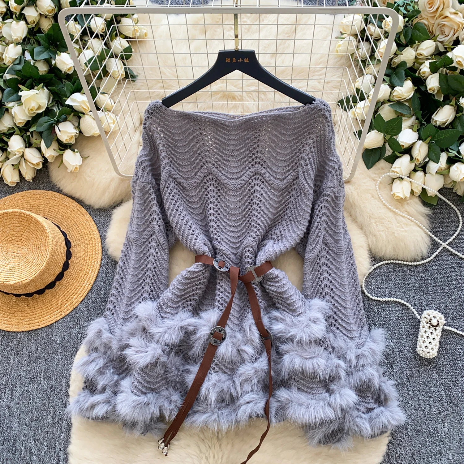 เสื้อเบลาส์ถักลายวินเทจแขนยาว ดีไซน์เก๋ไก๋ สไตล์แฟชั่นหวานซ่อนเปรี้ยว เสื้อผู้หญิงสไตล์นางฟ้า