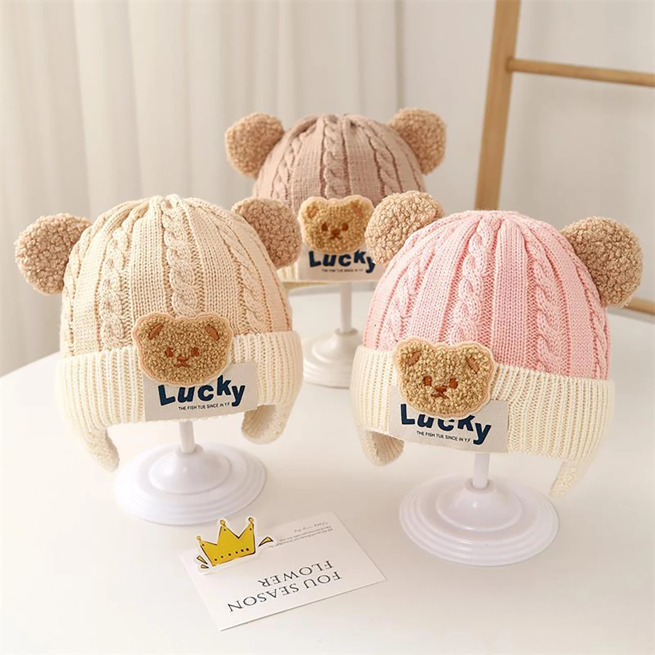 

Детская защитная шапка с мультяшным медведем, плюшевые уши, детские наушники, шапка для детей от 3 до 24 месяцев, толстая теплая шапка для мальчиков и девочек, зимняя вязаная шапка для малышей