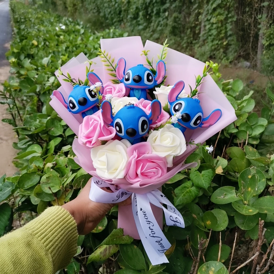 Kwiatowy Bukiet Pluszowy z Lilo i Stitch, Anime Kubuś Puchatek, Tygrys, Świnka z Różą, Prezent na Urodziny, Boże Narodzenie, Walentynki