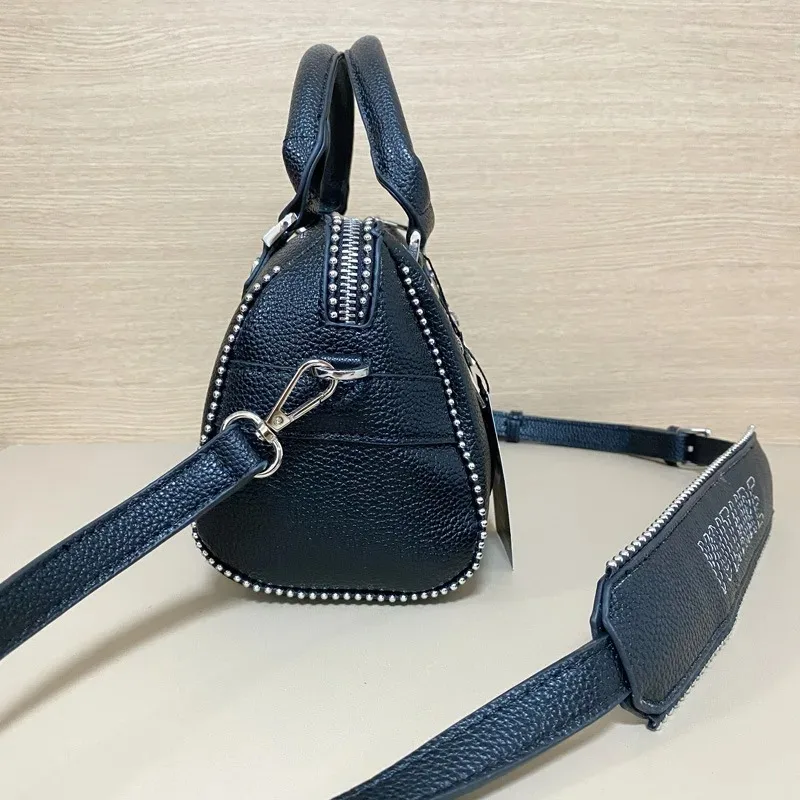 

Классическая кожаная маленькая квадратная сумка для внешней торговли, европейская и американская мода, универсальная сумка через плечо Wingsarmpits