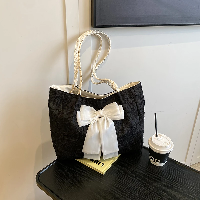 

Casual Fashion Solid Color Commute Tote Bags Large Capacity Shoulder Bags Personality Stylish Design Tote Bags for Women