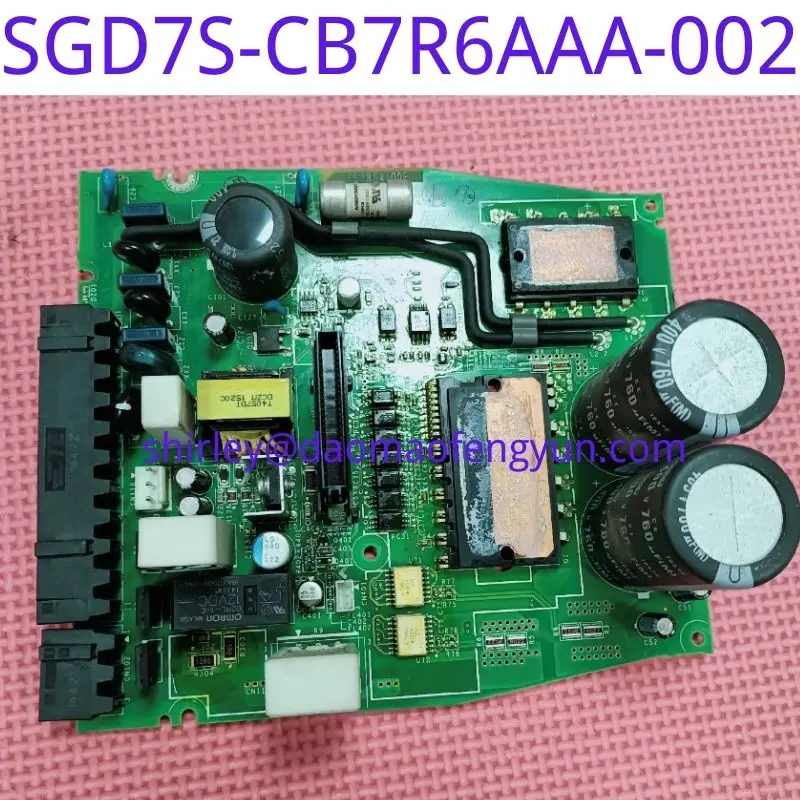 

Used Yaskawa 7th generation 1 kW driver board, model SGD7S-CB7R6AAA-002, function OK