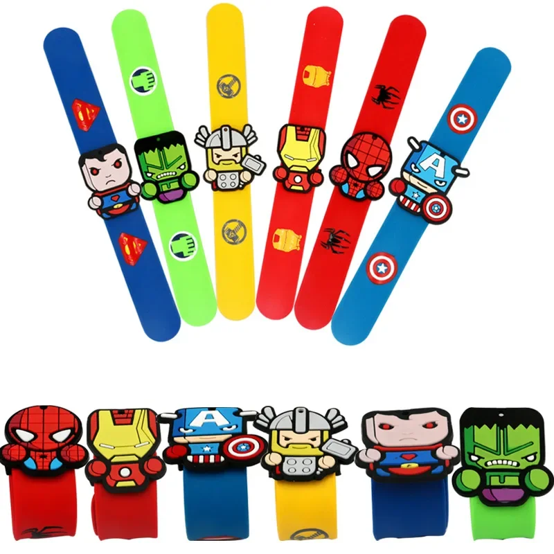 Anime vengadores juguete para niños pulsera de fiesta accesorios lindos dibujos animados Spiderman niños pulsera de goma Color sólido