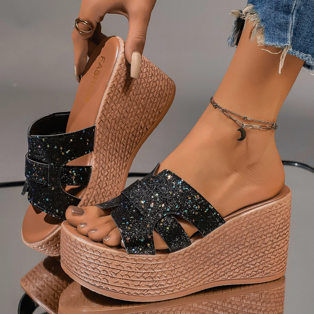 Luxury Gold Glitter Platform Sandals Women 2026 Summer Plus Size 43 Party Sandals Brand Designer Thick Sole Wedge Slippers Woman