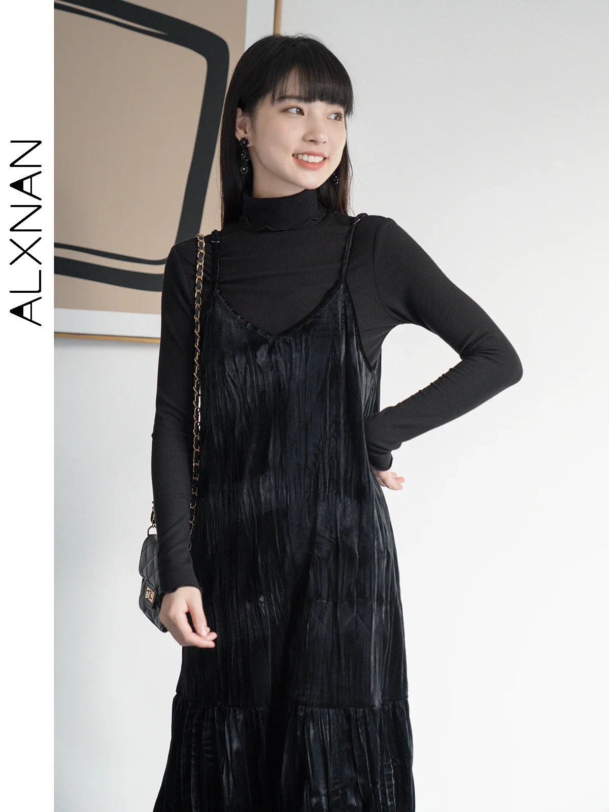 

ALXNAN Black Velvet Suspender Dress for Women 2025 Fall Autumn V-neck Elegant Sleeveless Dresses Elegant Clothing LXN151116