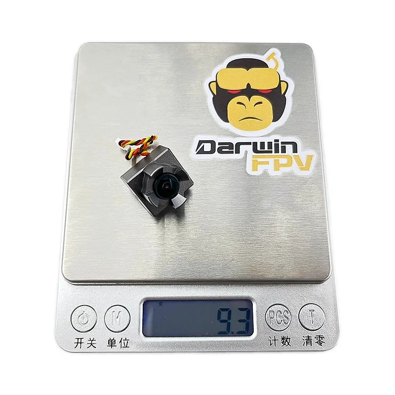 Darwin Camera 1200TVL 19mm Impermeabile NTSC/PAL 16:9/4:3 Obiettivo 1.8mm 0.001Lux 9.5g 5-25V IP67 Freestyle FPV Camera per RC Drone
