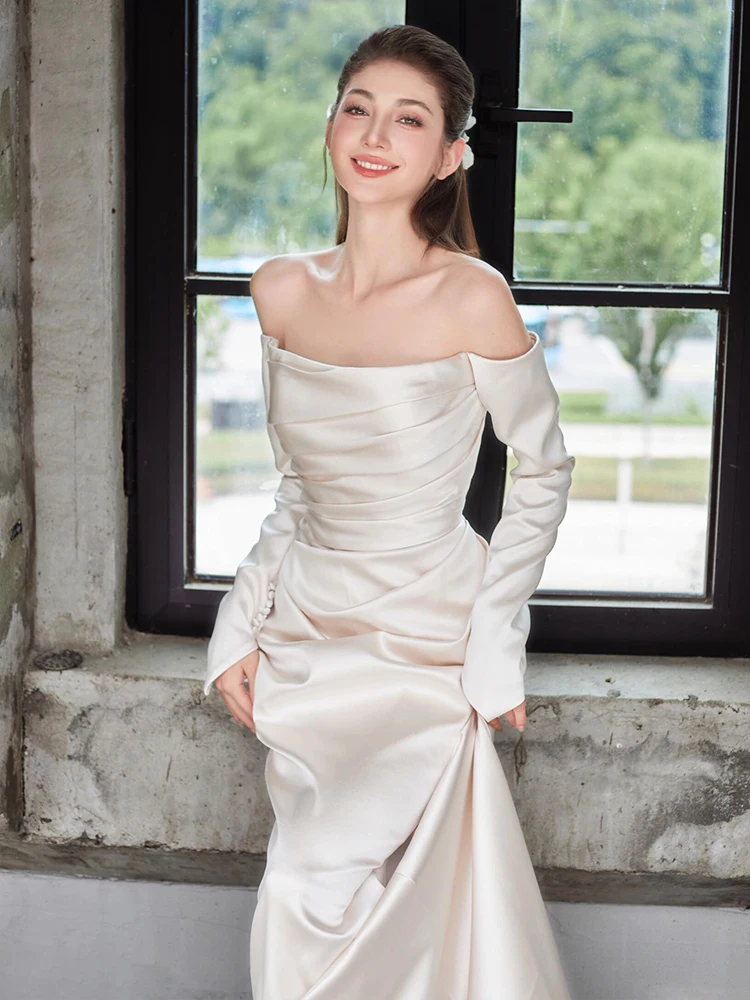 

Ele Simple Satin Light Wedding Dr One-oulder Long Sve Bride Gown Advanced Feeling White Tail Fibone Dr