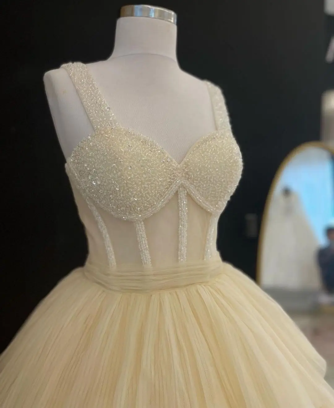 Personalizado querida sem mangas vestidos de noite lantejoulas em camadas tule sem costas vestidos de baile comprimento chá vestidos de festa formais